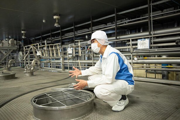 手造りと最新機器のハイブリッドを実現した松竹梅