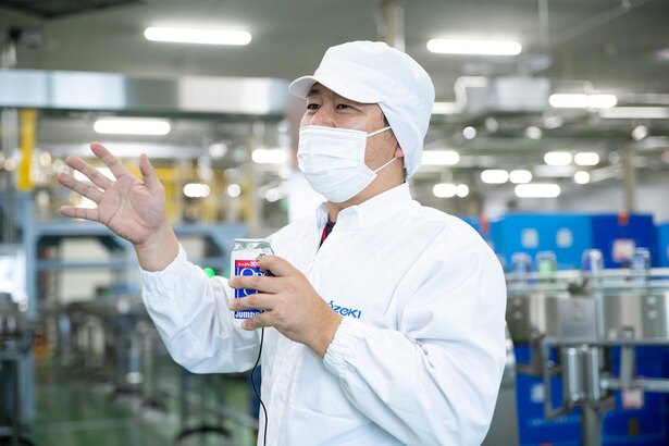 どんな質問にも答えてくれる工場製品部の井口さん